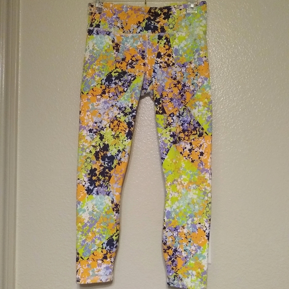 FABLETICS floral print PowerHold capri leggings, S - Picture 1 of 14